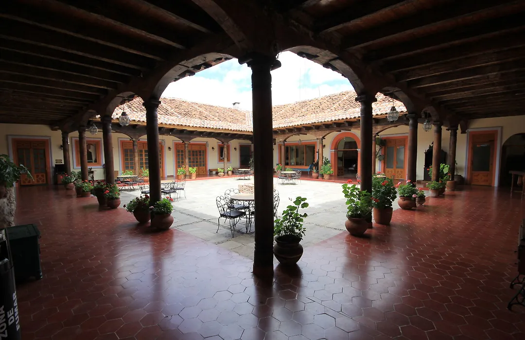 Hotel Diego De Mazariegos-1