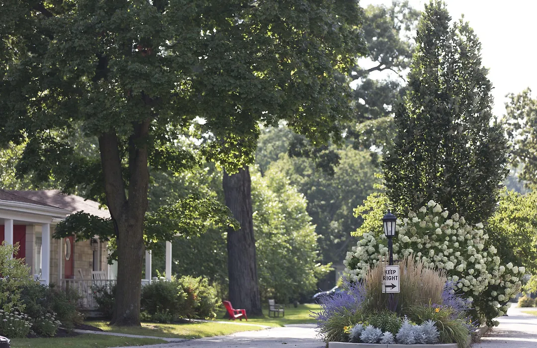 Seven Oaks Bed & Breakfast-1