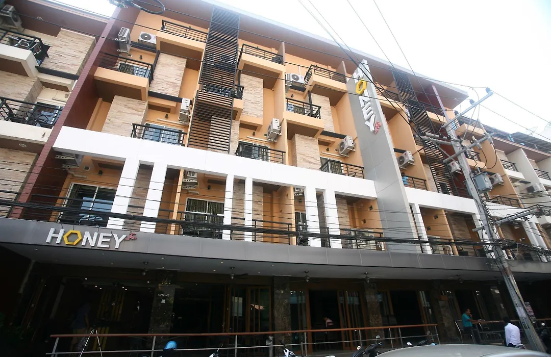 Honey Inn Pattaya-1