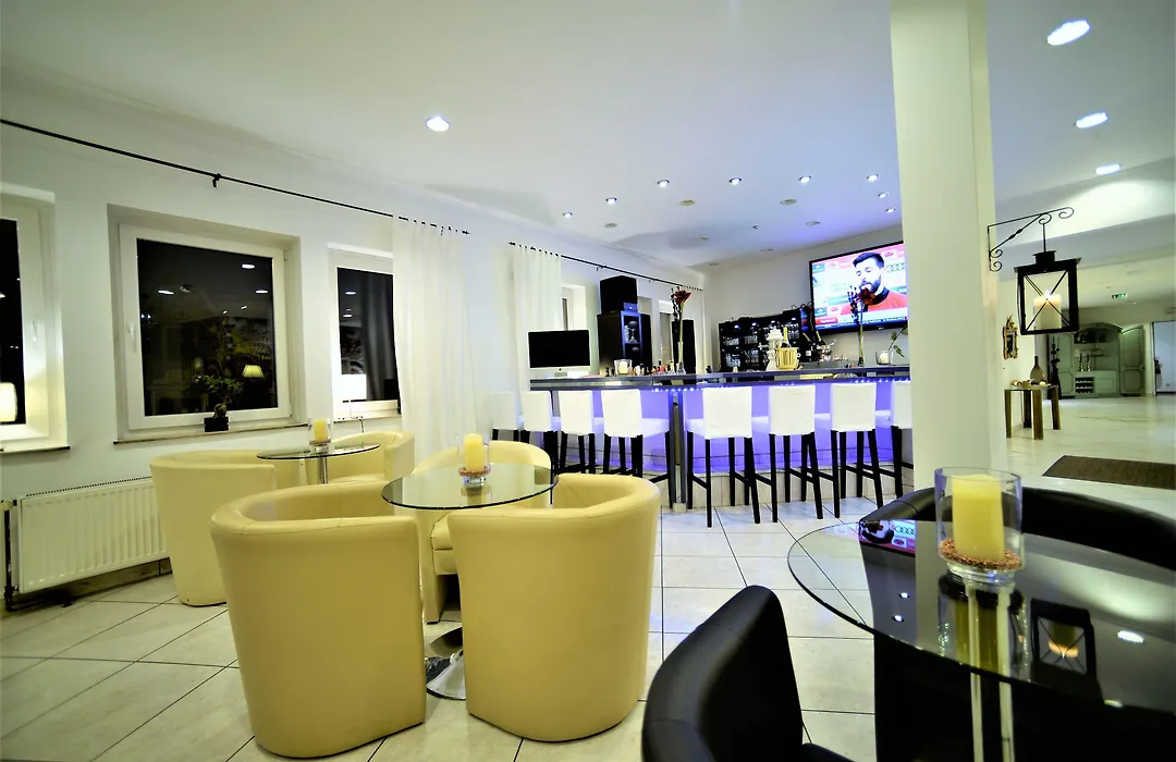 Ascot Hotel-1