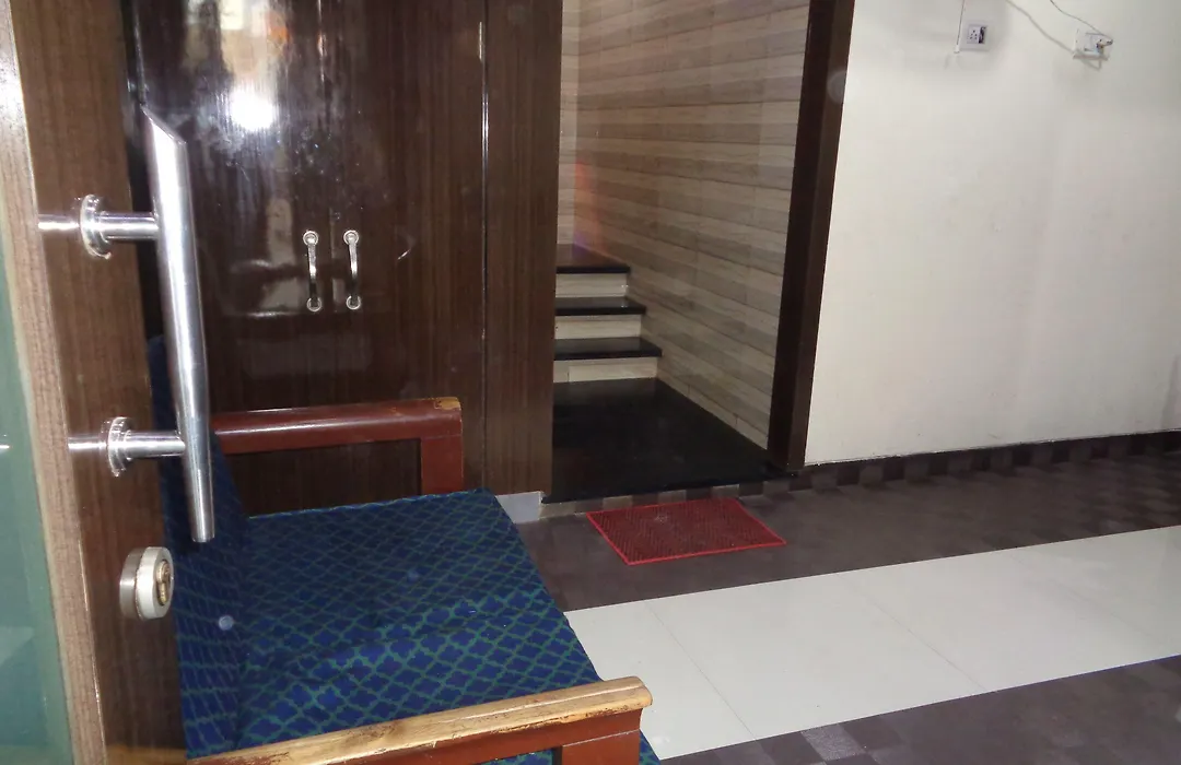Hotel Skyway Inn Mumbai-1