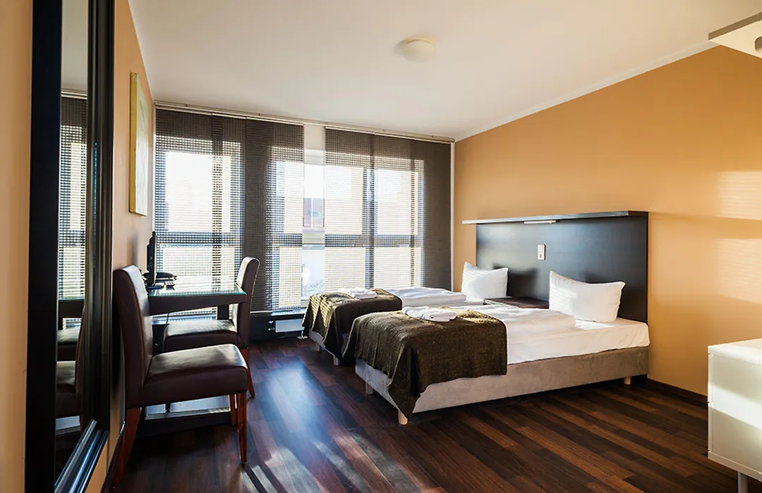 Apple City Hotel-1