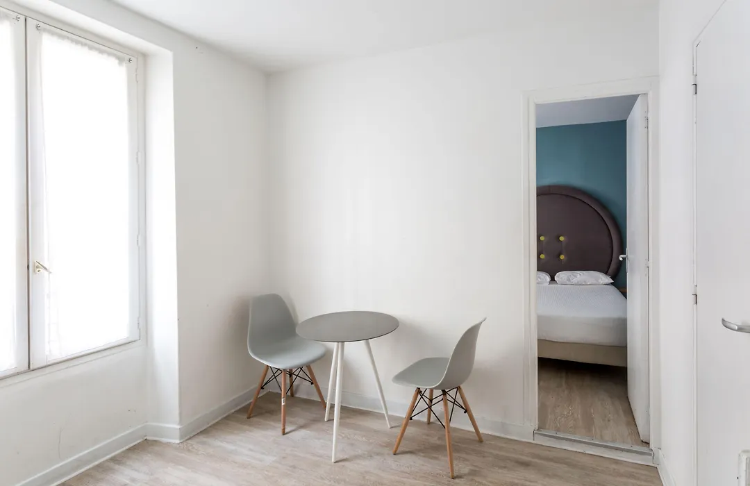 Hôtel Eiffel XV-1