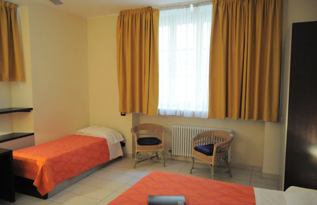 Hotel Marco'S-1