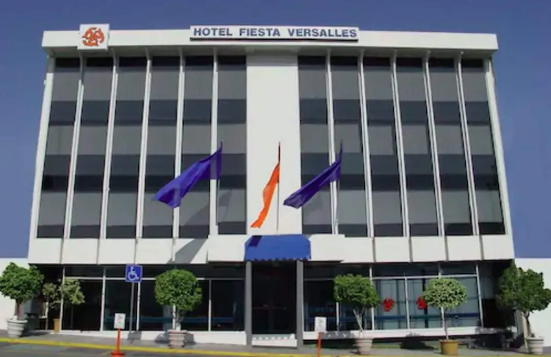 Hotel Fiesta Versalles-1