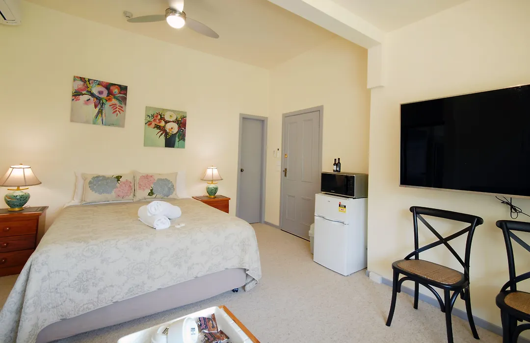 Riverview Boutique Motel-1