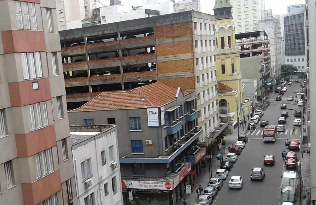 Master Express Alberto Bins - 200 metros do Hospital Santa Casa-1