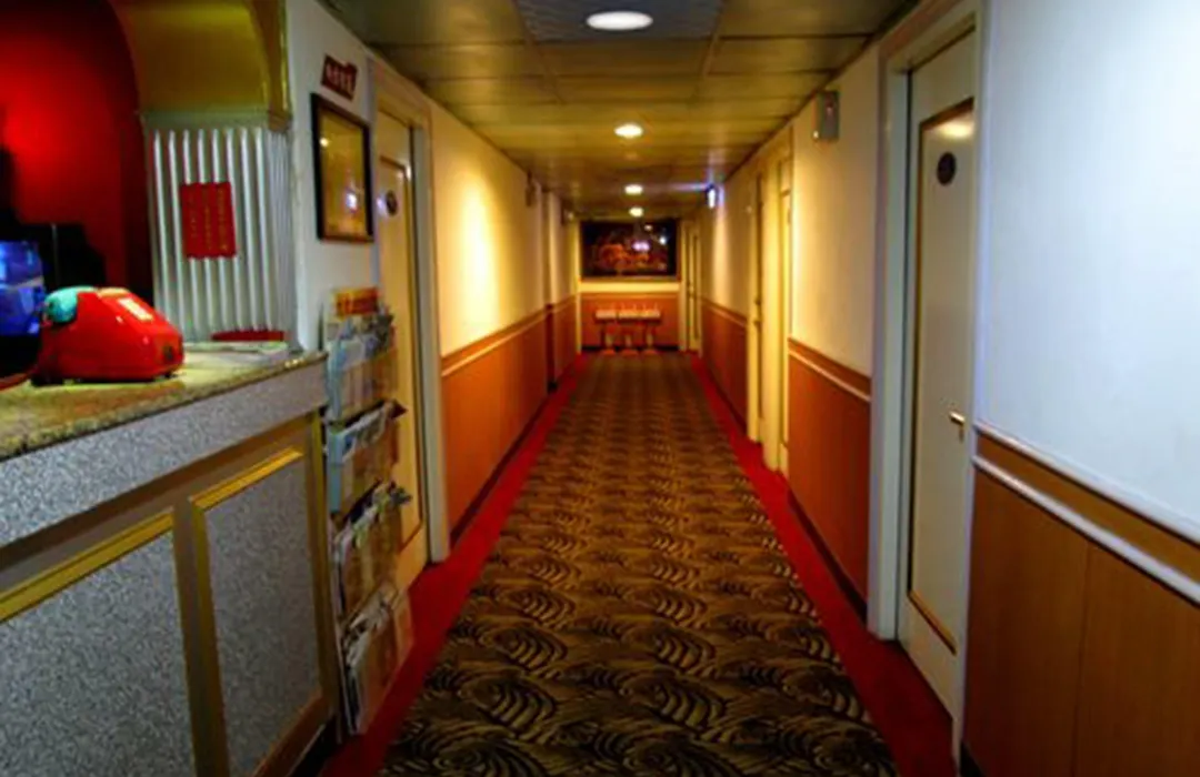 One Plus One Hotel-1
