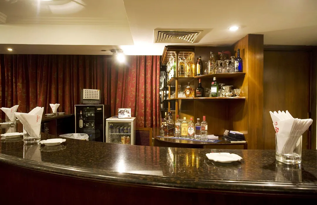 Hotel Sarina-1