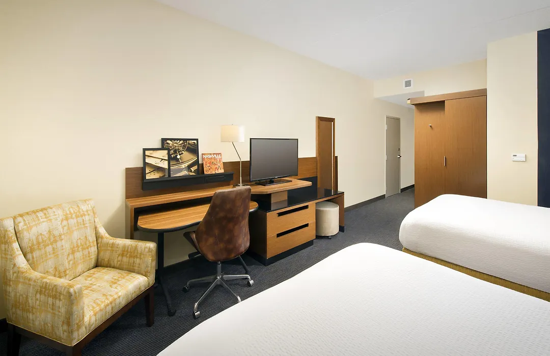 Fairfield Inn And Suites By Marriott Nashville Downtown/The Gulch-1