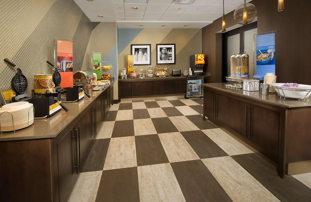 Hampton Inn & Suites San Antonio-Downtown/Market Square-1