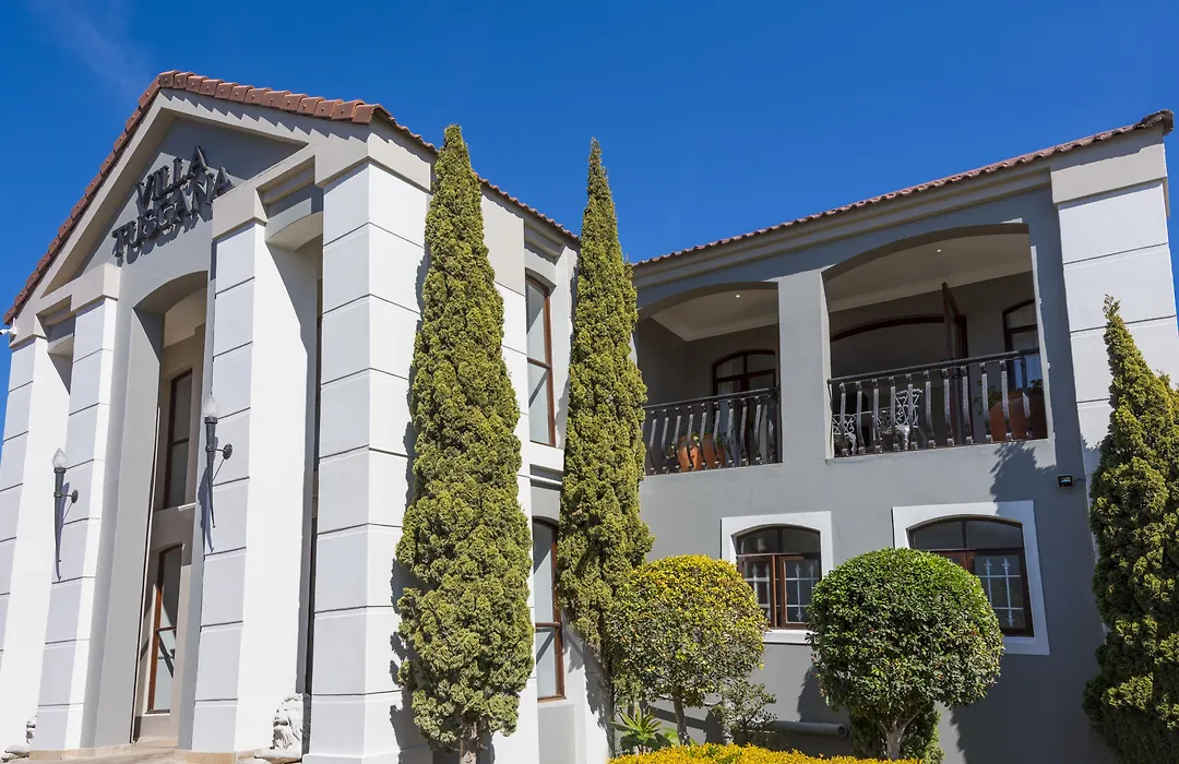 Villa Tuscana By Mantis-1
