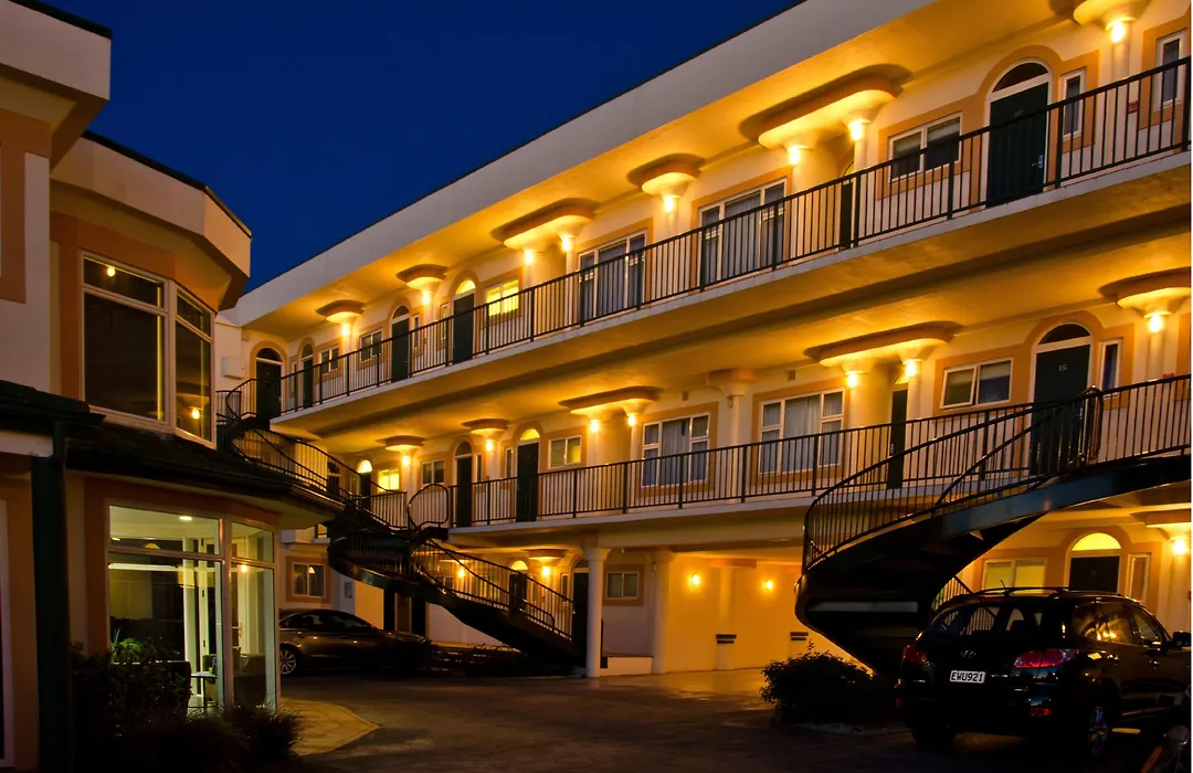Beachfront Motel-1