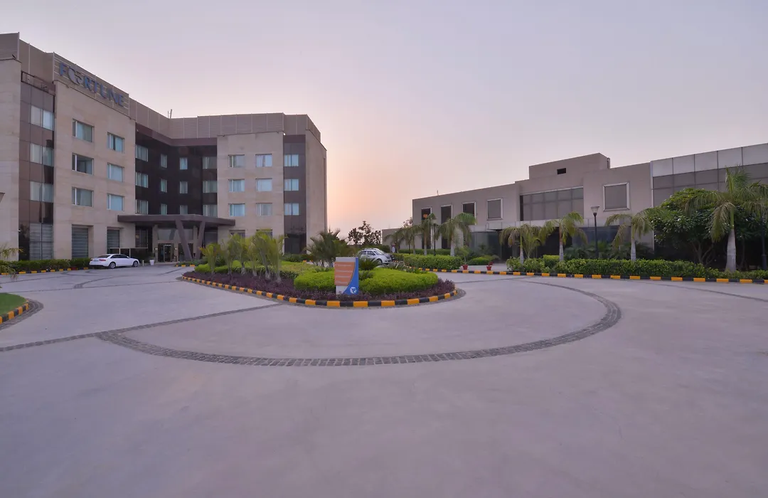 Fortune Park Orange, Sidhrawali, Gurugram - Member Itc Hotels' Group-1