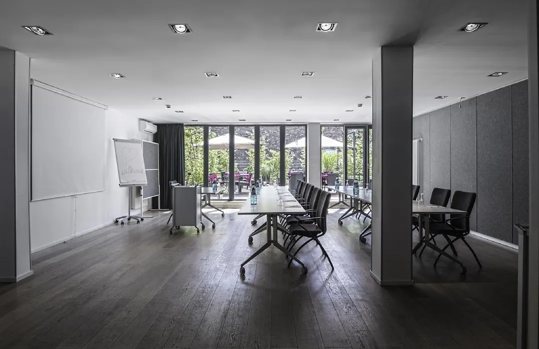 Pearl Design Hotel - Frankfurt City-1
