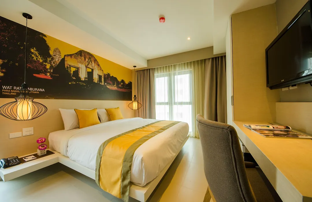 Bizotel Premier Hotel&Residence-1
