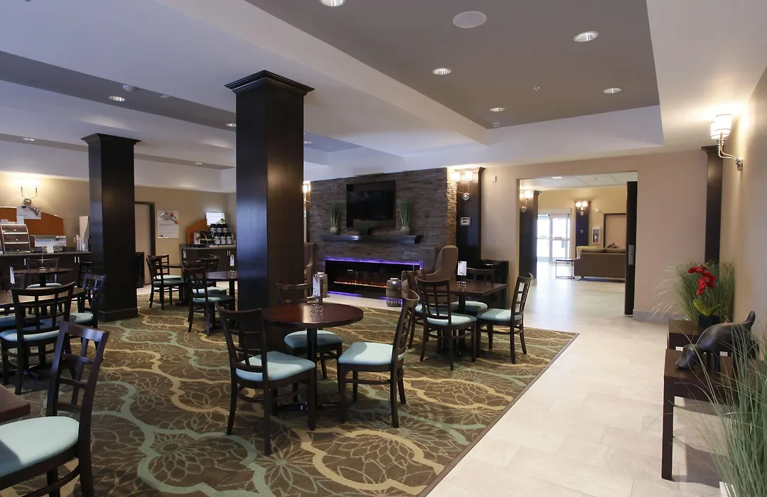Holiday Inn Express Fort St John By Ihg-1
