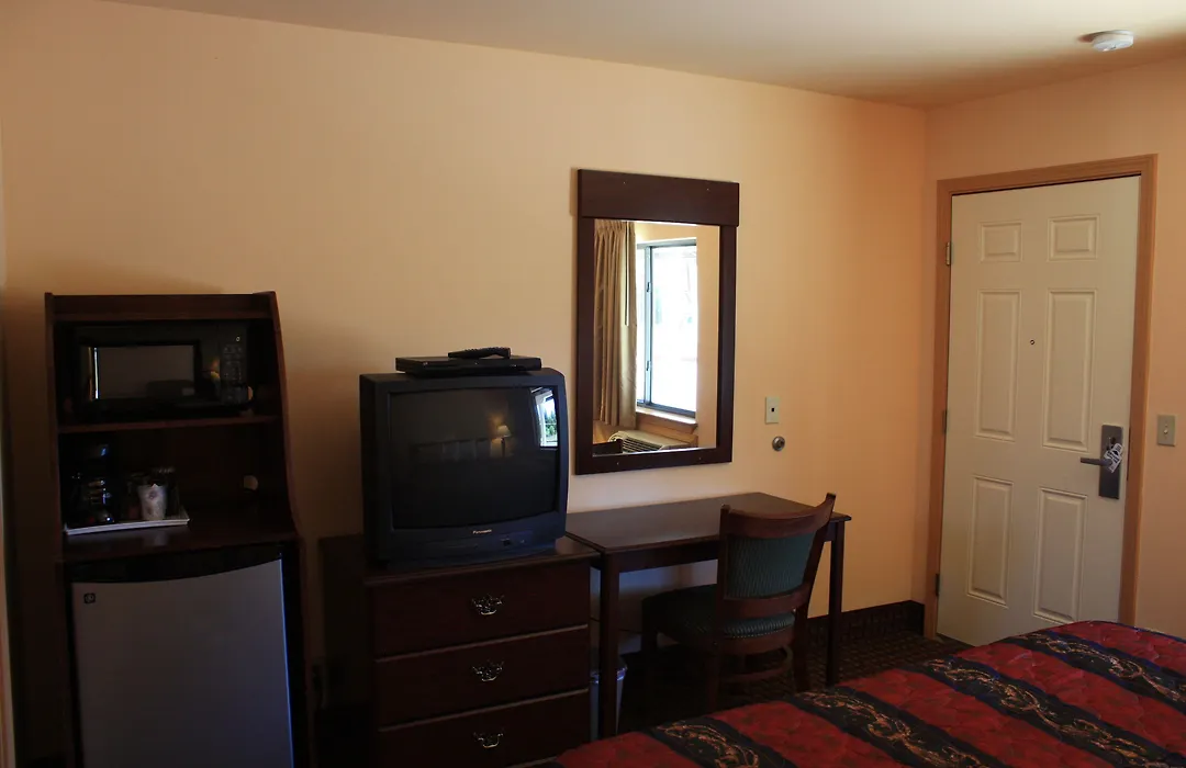 Gold Trail Motor Lodge-1