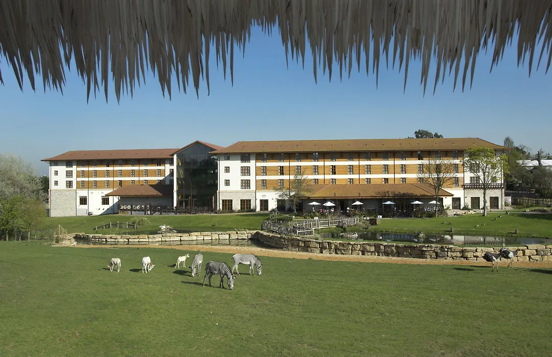 Chessington Resort Hotel-1