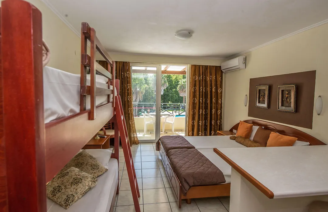 Damia Hotel Apts-1