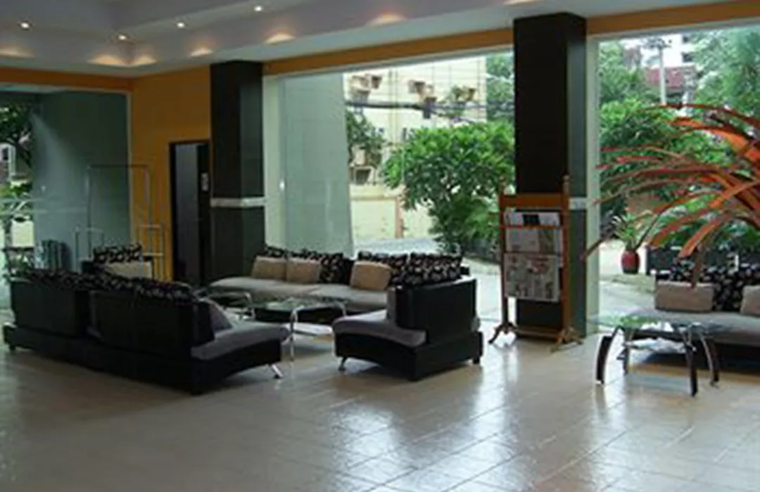 Crown Pattaya Beach Hotel-1