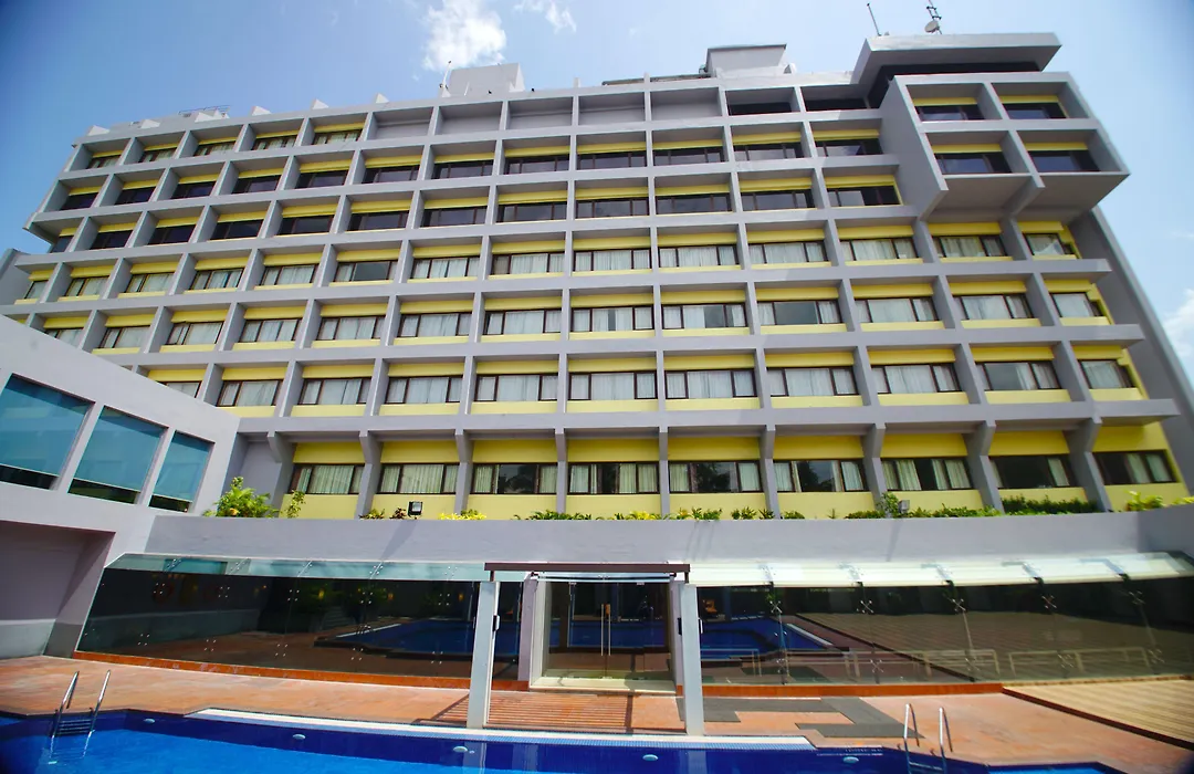 Dolphin Hotel-1