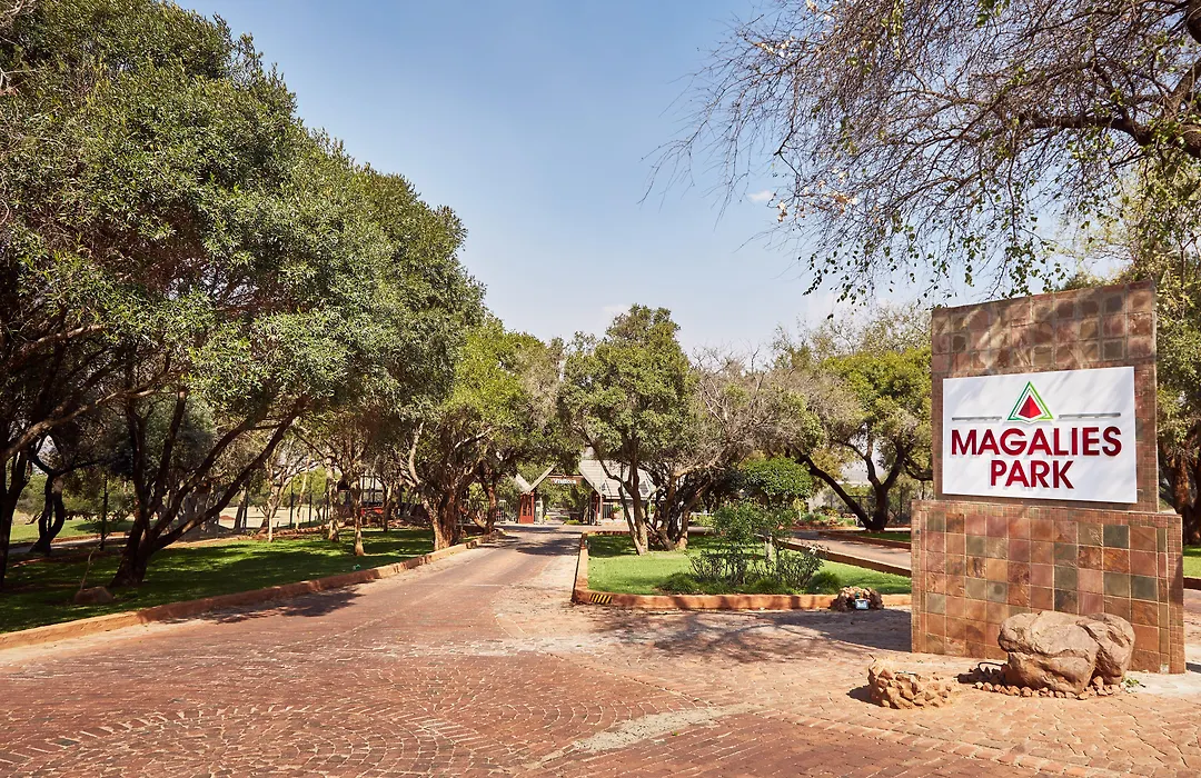 First Group Magalies Park-1