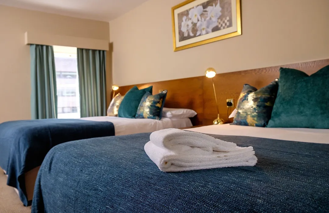 Charlemont Arms Hotel-1
