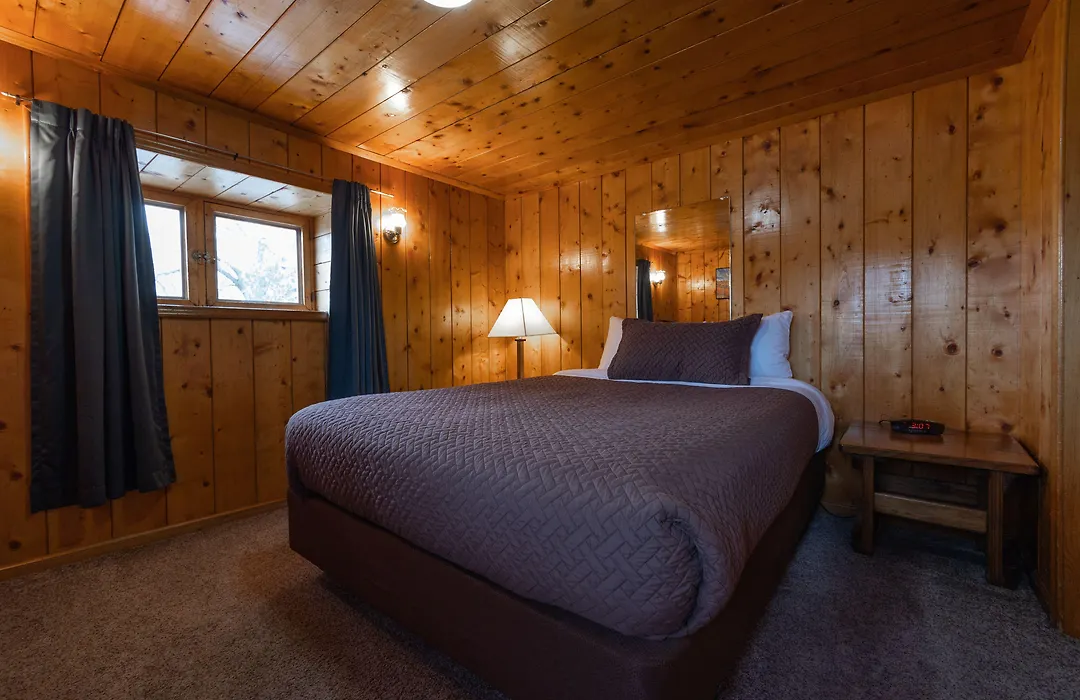 Austin'S Chuckwagon Motel-1