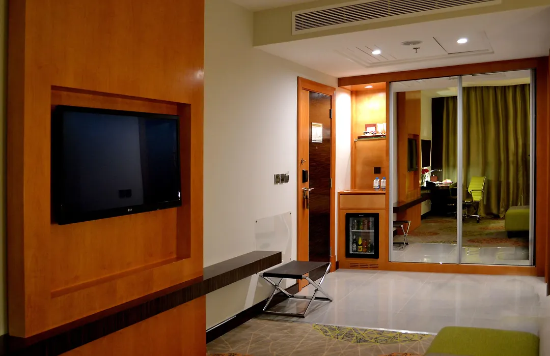 Holiday Inn Jeddah Gateway By Ihg-1
