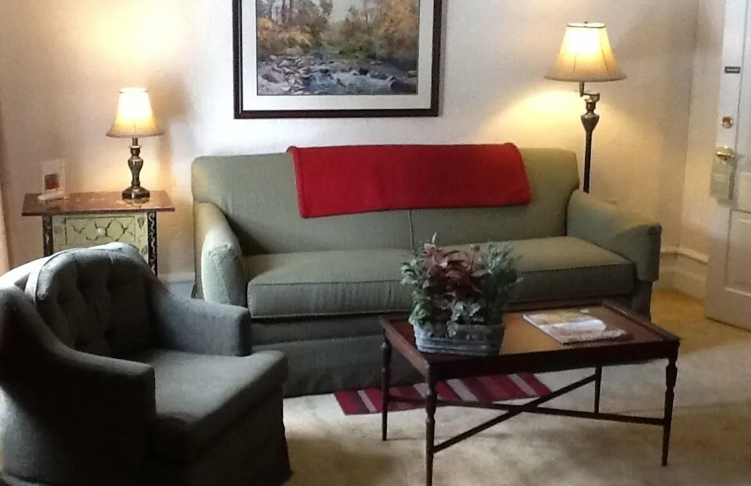 Green Park Inn-1