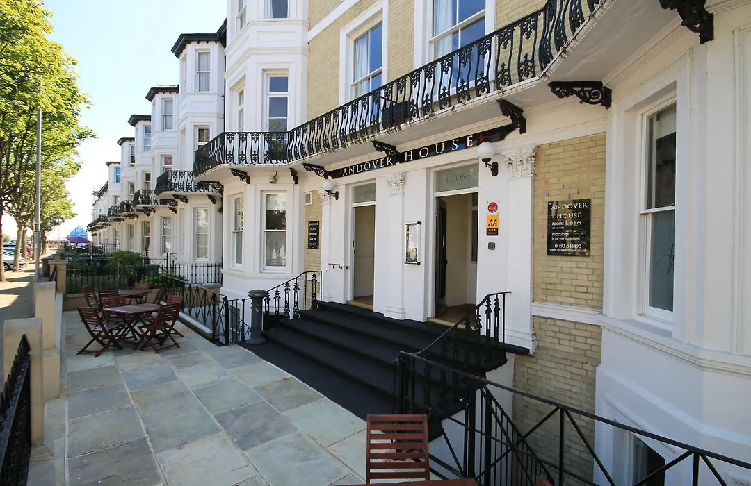 Andover House Hotel & Restaurant - Adults Only-1