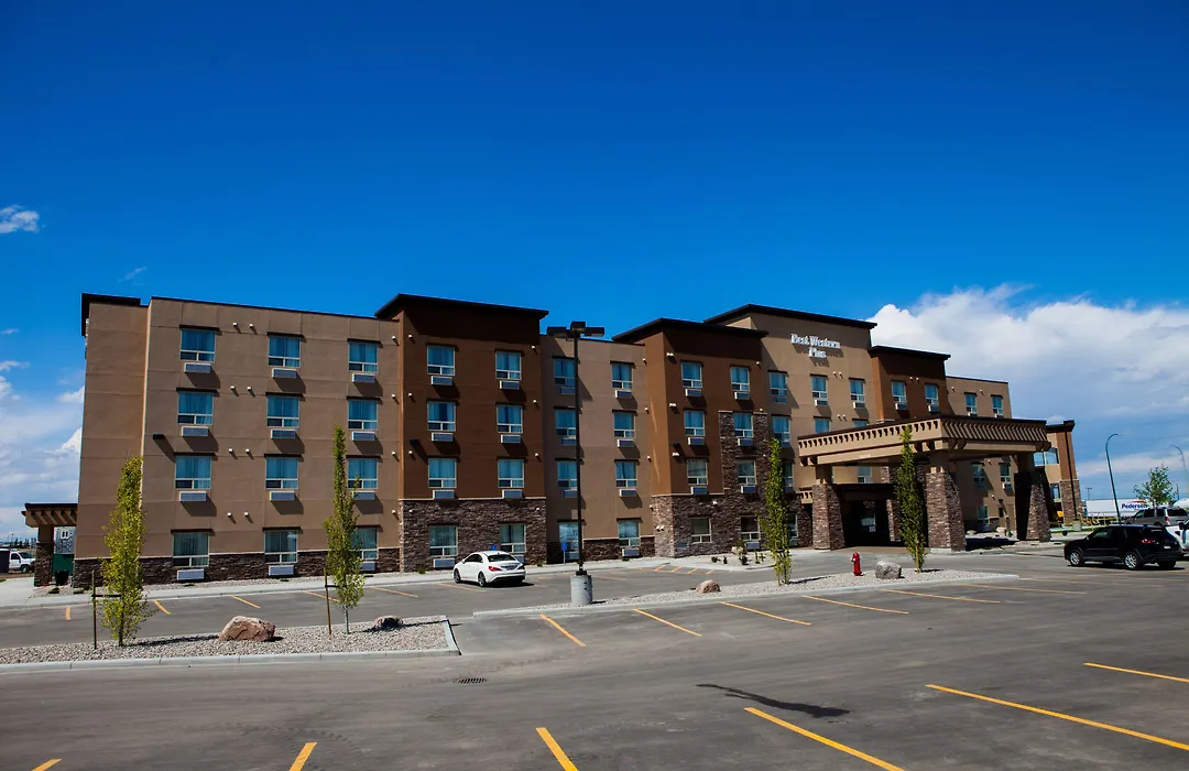 Best Western Plus Service Inn & Suites-1