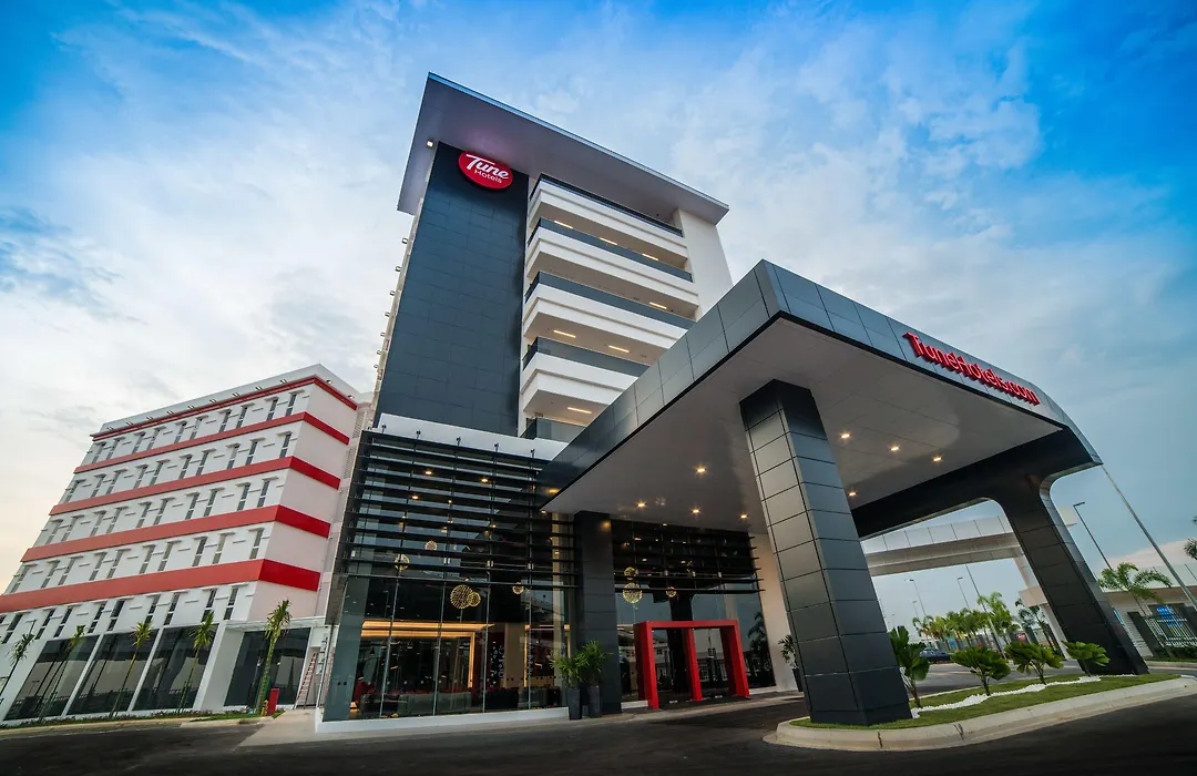 Tune Hotel Klia-Klia2, Airport Transit Hotel-1