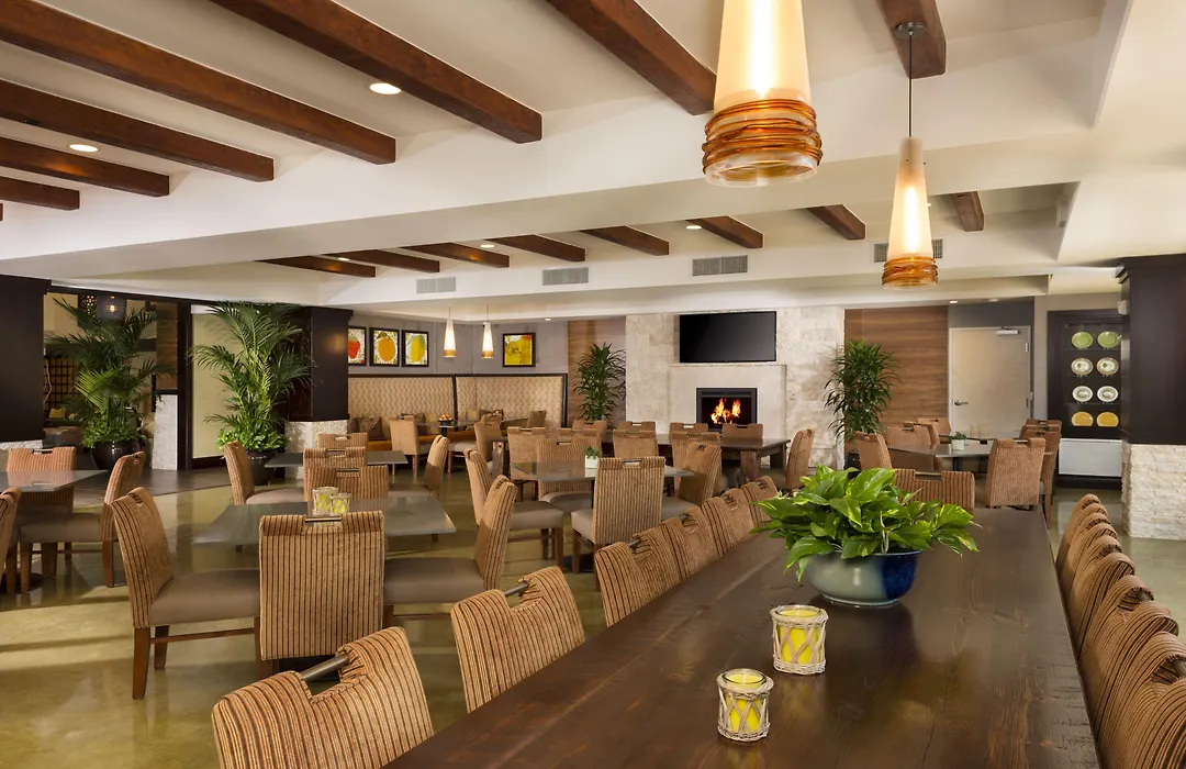 Ayres Hotel Orange-1