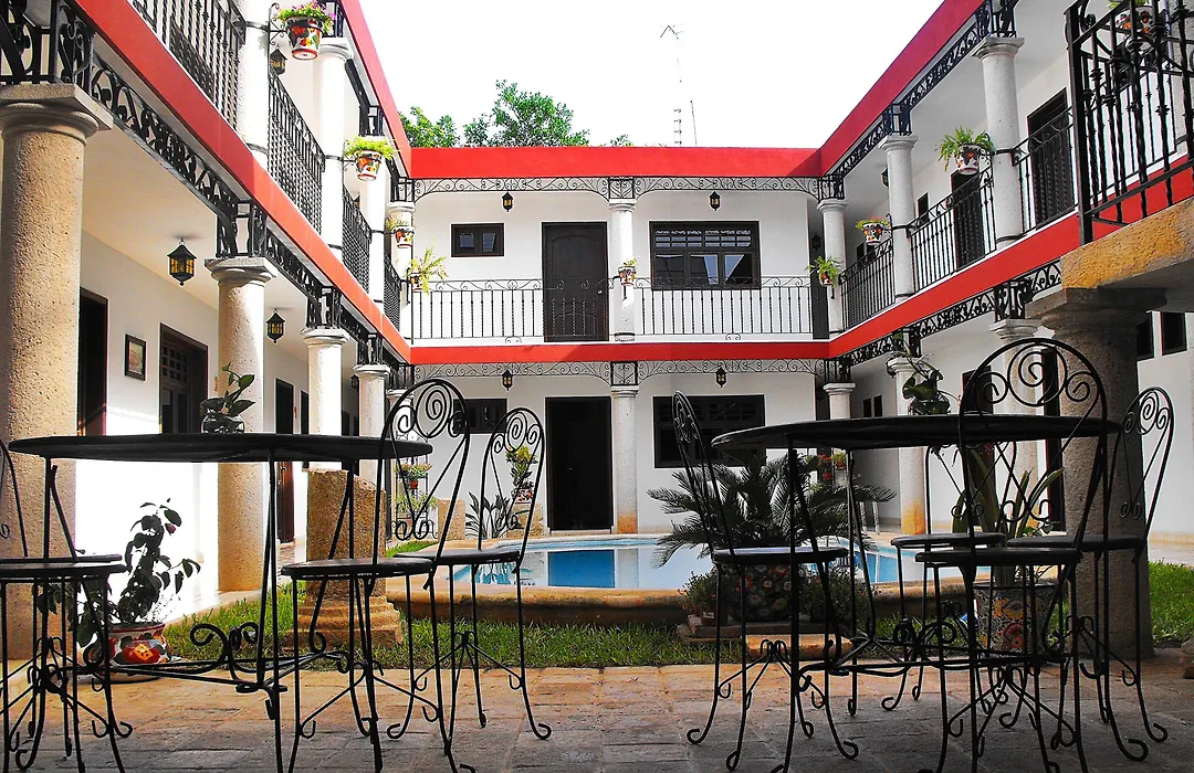 La Aurora Hotel Colonial-1