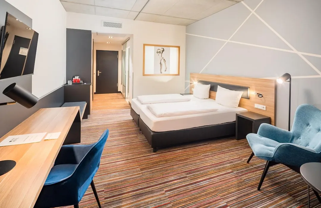 N+S City Hotel Neumarkt-1