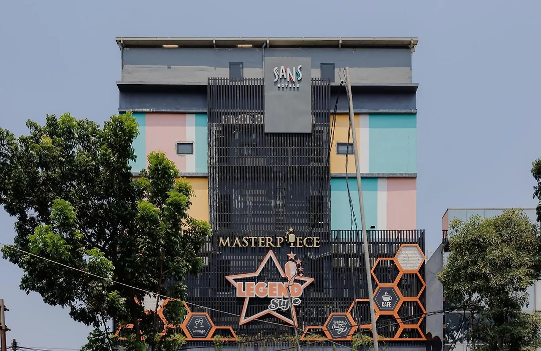 Sans Hotel Roxy Jakarta-1
