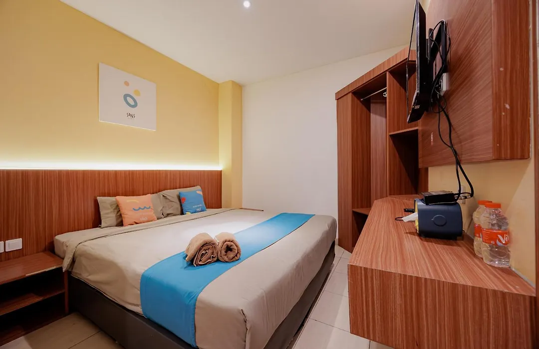 Sans Hotel Roxy Jakarta-1