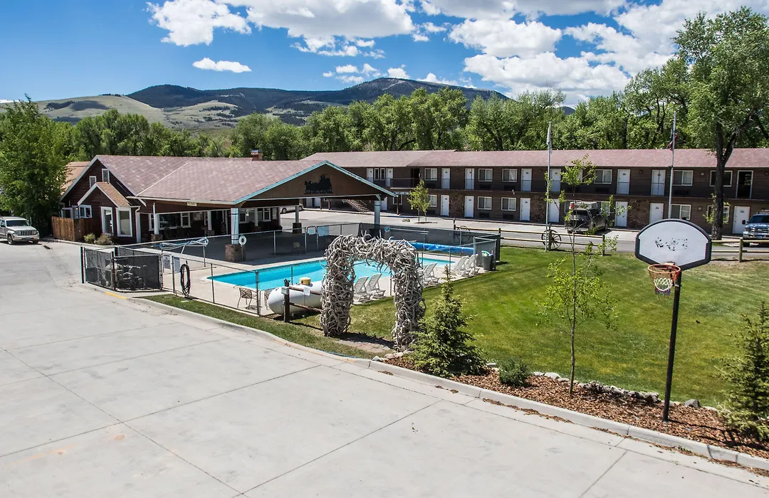 Stagecoach Inn & Suites-1