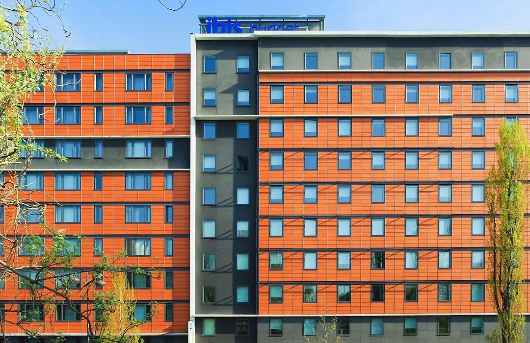 Ibis Budget Paris Porte De La Chapelle - Arena-1