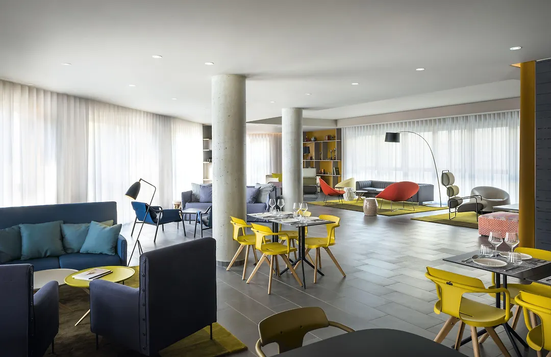 Okko Hotels Grenoble Centre-1
