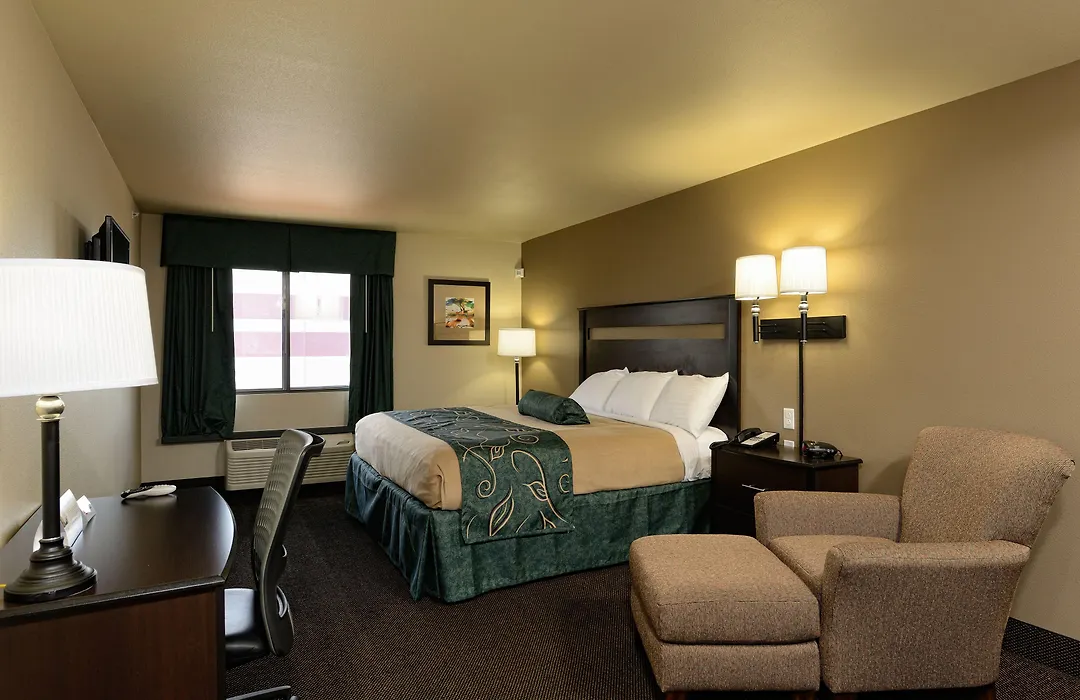 Travelodge By Wyndham Santa Teresa-1