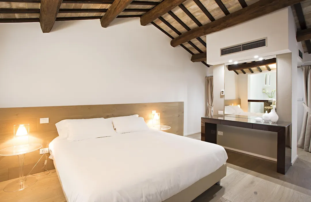 Borgoleoni 18 - Room And Breakfast-1