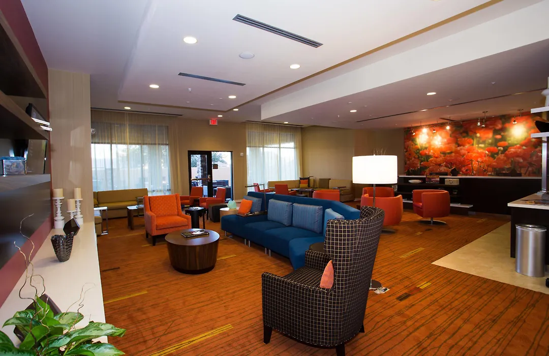 Courtyard By Marriott Lubbock Downtown/University Area-1