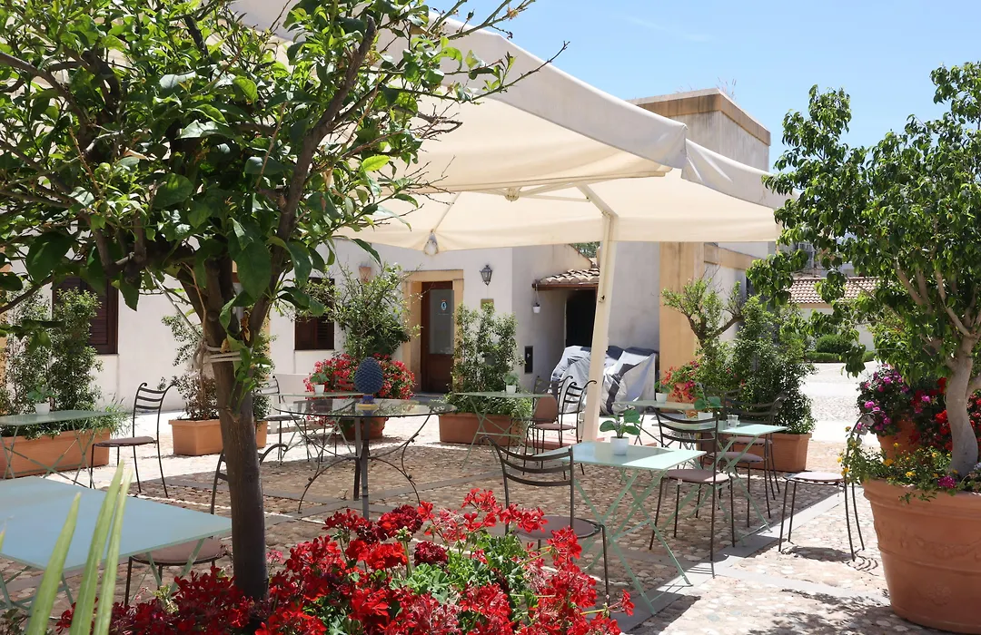 Villa Lampedusa-1