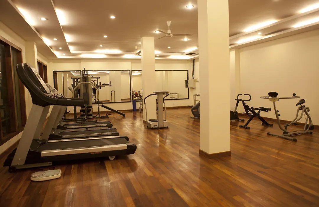Royal Empire Premium Hotel-1