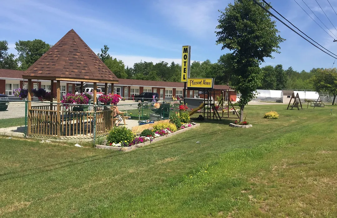 Pleasant Manor Motel-1