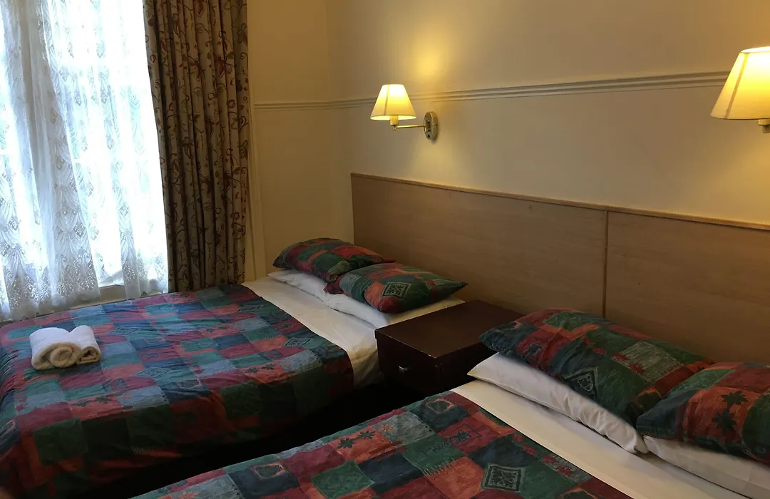 Smiths Hotel-1