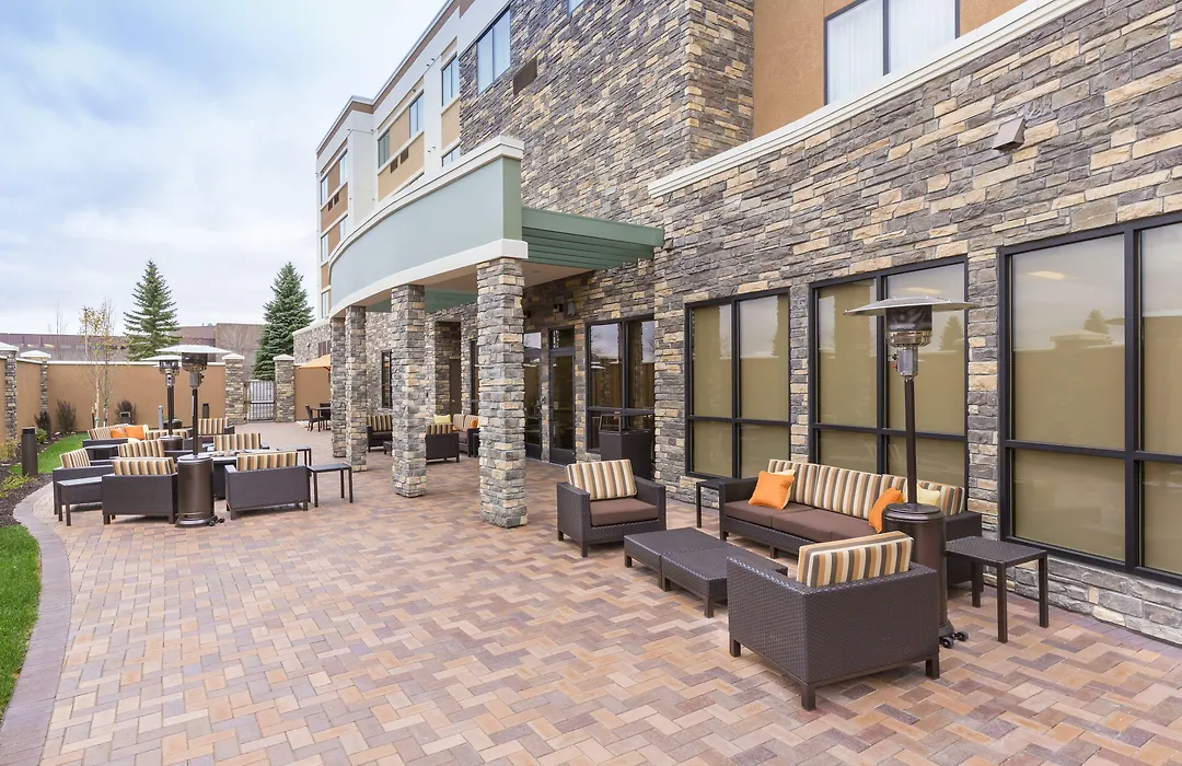 Courtyard By Marriott Bismarck North-1